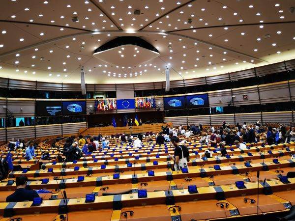 UE a ajuns la un acord privind energia regenerabilă până în 2030